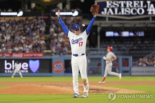 오타니, 투타 겸업 신기록 달성…50홈런·50탈삼진 동시 석권