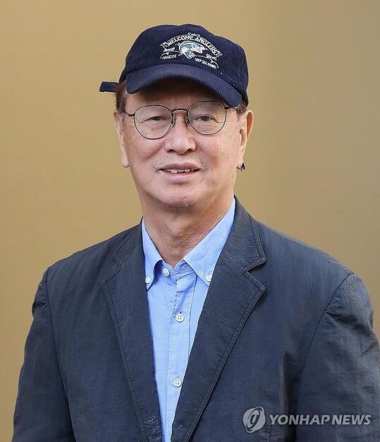 코미디언 전유성, 폐기흉 악화로 별세