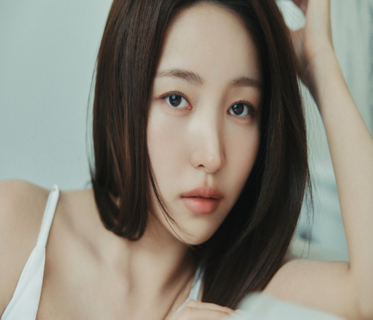그룹 여자친구 김소원, 하키엔터와 전속 계약 체결
