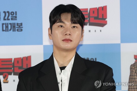 배우 이이경, 사생활 루머에 법적 대응 나서