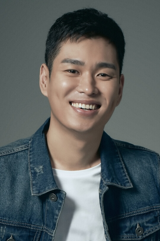 배우 이교엽, MBC 새 사극 이강에는 달이 흐른다 합류