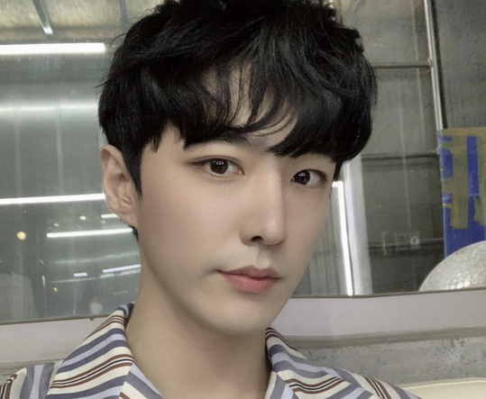 뮤지컬 배우 김준영, 유흥업소 출입 의혹 부인