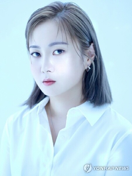 박나래, 1인 기획사도 미등록 운영 의혹