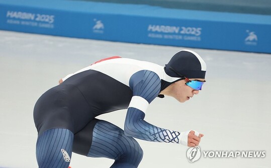 빙속 정재원, 월드컵 3차 대회 매스스타트 은메달 획득