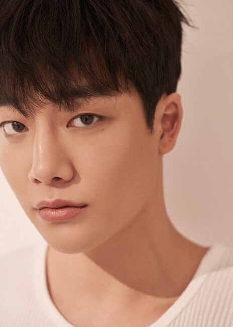 배우 강율, 한·싱 합작 드라마 주인공 발탁