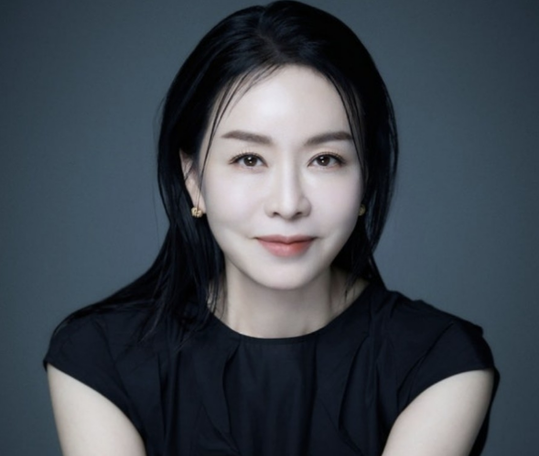 김정난, YY엔터테인먼트와 전속 계약 체결