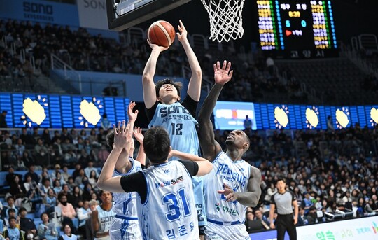 소노, 가스공사에 1점 차 역전승…안방 7연패 탈출