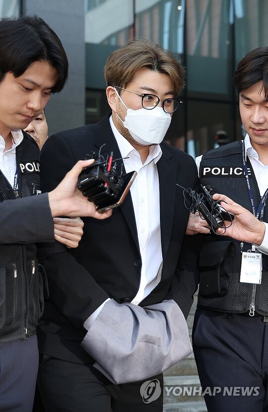 김호중, 안티 팬 상대 7억대 손배소 패소