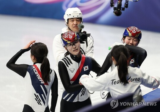 심석희, 계주 3연속 금메달 신기록 달성