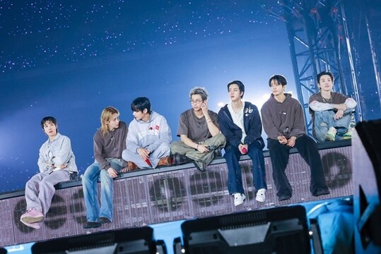 방탄소년단, 11만 관객과 함께한 