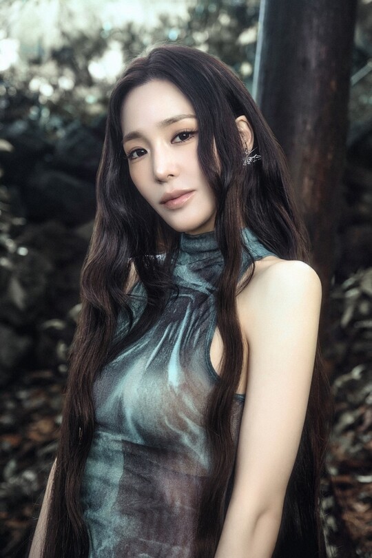 티파니 영, 솔로 데뷔 10주년 기념 싱글 발매